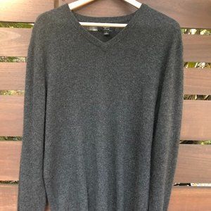 100% Cashmere Men's dark grey sweater